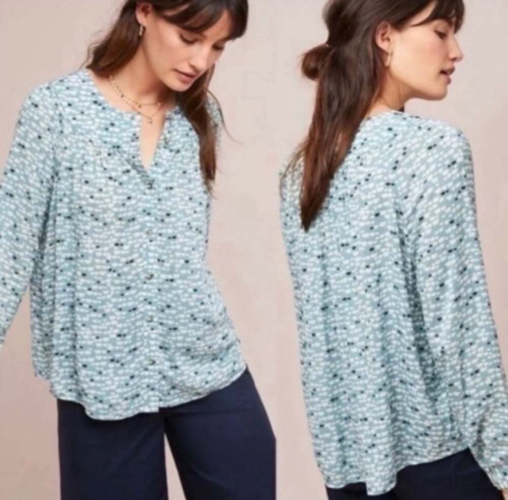 Conversations by Anthropologie Polar Bear Print Button-Down Top Blouse 12